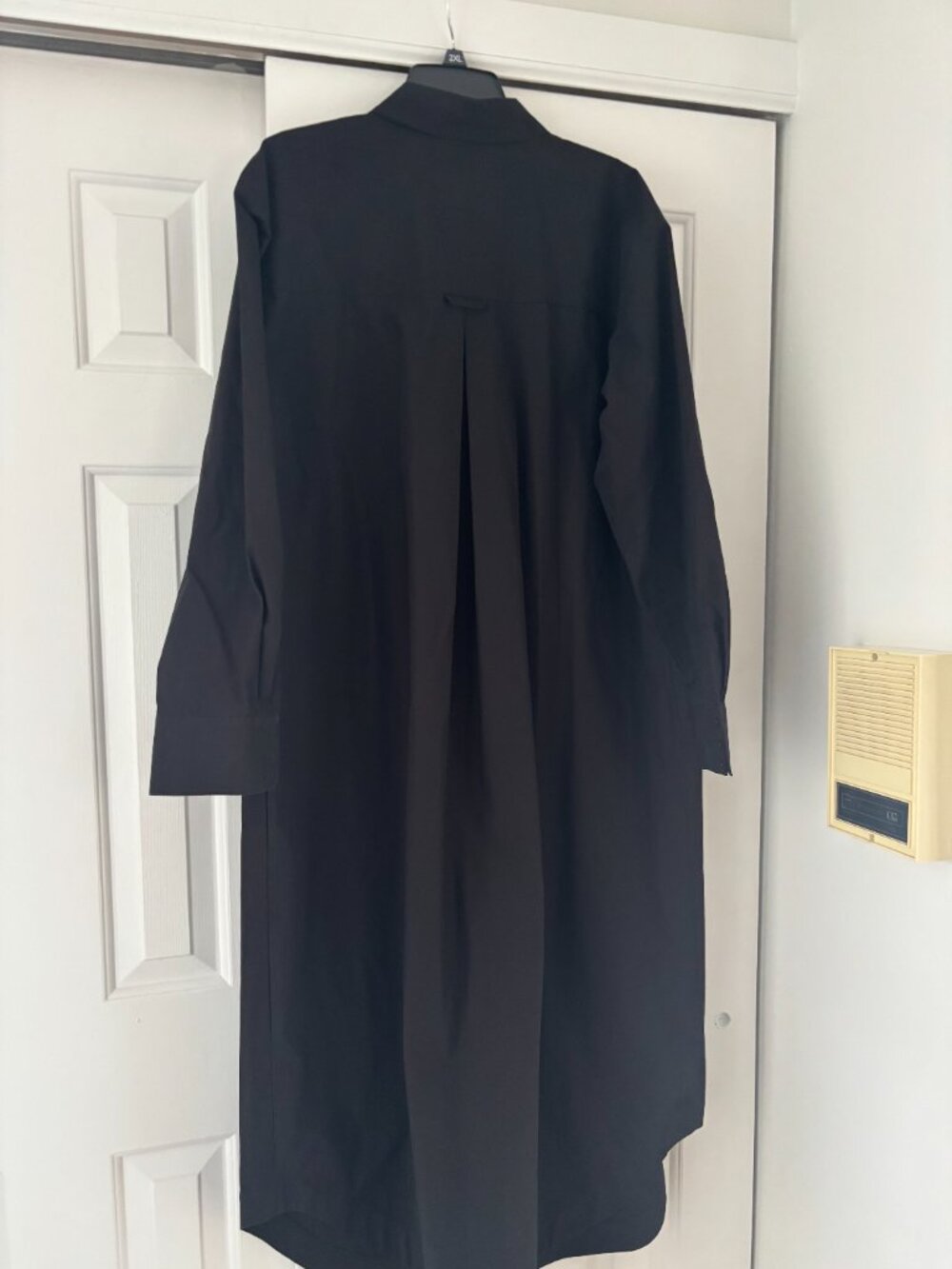 EUC Maeve by Anthropologie Black long shirt dress sz XL - Picture 2 of 3